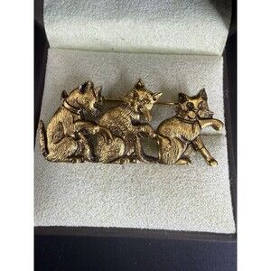 Vintage MFA Musuem of Fine Arts Antique Gold Tone Textured Three Cats Brooch